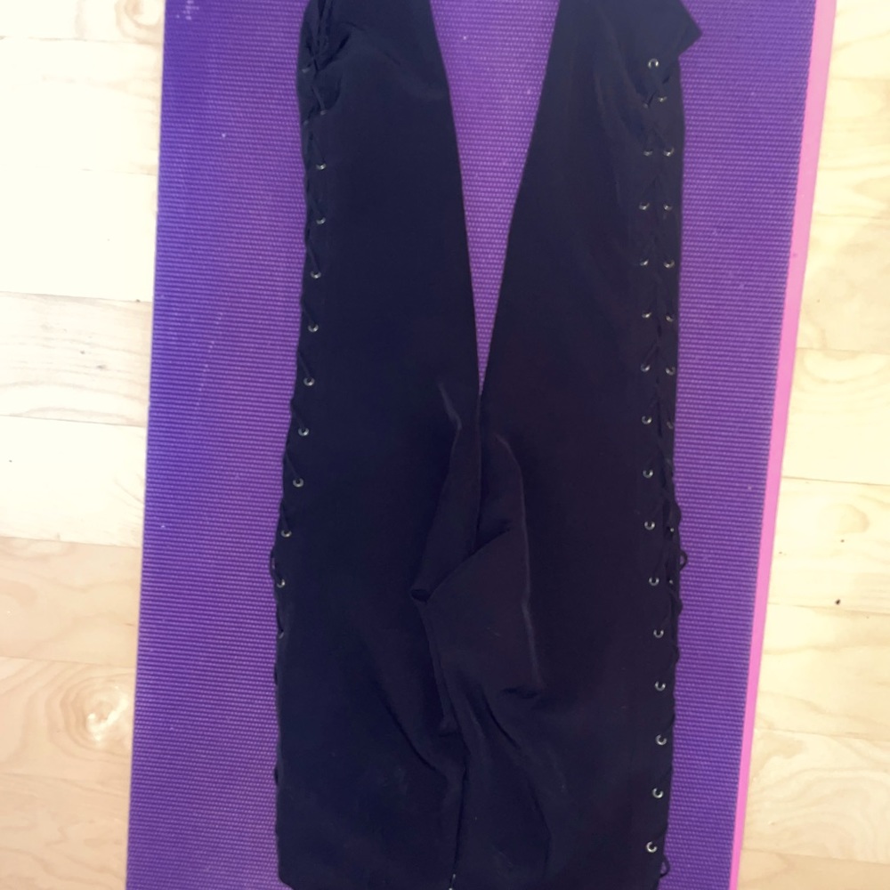 Forever 21 black laced up trousers/ cropped pant